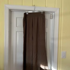 Abbeline Size Large brown wide Leg pants